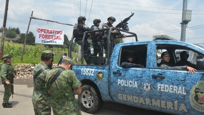 Elementos de la Gendarmería, que pasarían a integrarse a la Guardia Nacional que propone AMLO