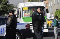 Cae mujer por asalto a transporte público en Venustiano Carranza; tiene antecedentes penales