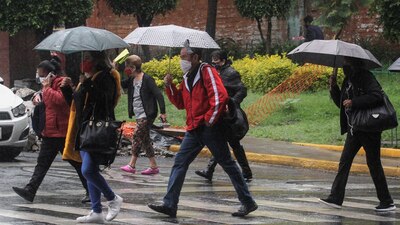 El meteoro se fortaleció nuevamente para convertirse en huracán y se dirige hacia Veracruz