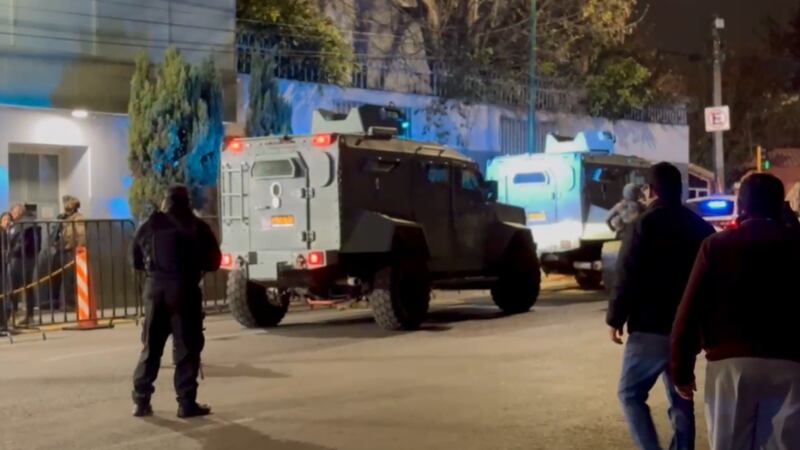 FGJEM captura a 11 presuntos responsables de matanza en bar 'Bling Bling'