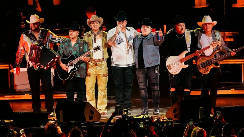 Grupo Firme cancela su participación en el Carnaval de Mazatlán, tras amenazas de muerte