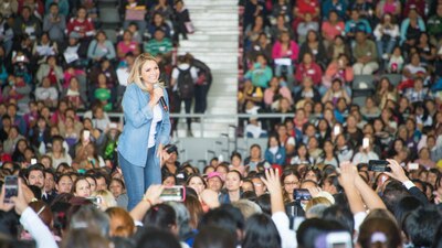 La presidenta del consejo consultivo del DIF durante el evento