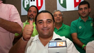 El joven gobernador llegó a los 31 años a encargarse de Quintana Roo. Foto de 2010