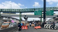 Bloquean carretera en Texcoco; exigen regular gaseras tras explosión en Puente de la Concordia