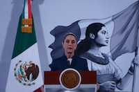 “Nuestros adversarios hacen grande todo esto”: Sheinbaum ante rumor de ruptura en la 4T