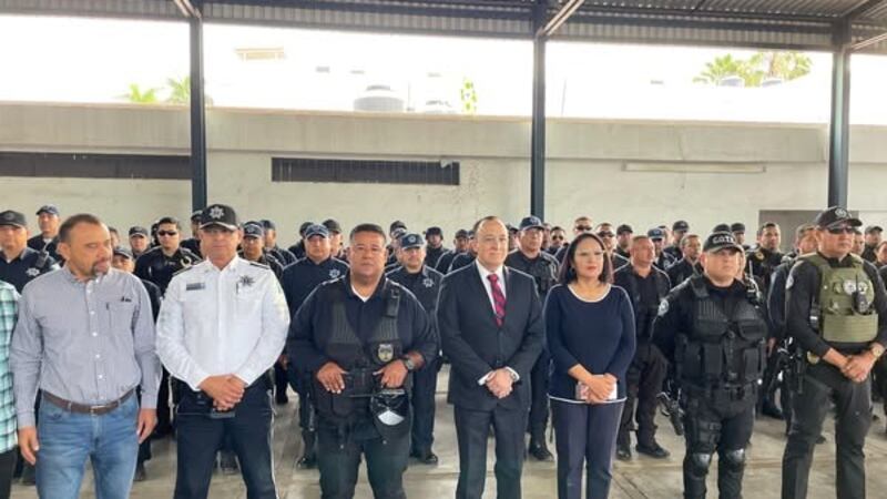 Antonio Menéndez rinde protesta como alcalde de Ahome; nombra a nuevo secretario de seguridad