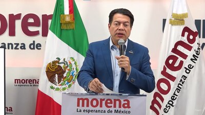 El líder morenista destacó que se mantiene en el partido