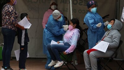 En las últimas 24 horas se registraron 20 mil 633 nuevos casos