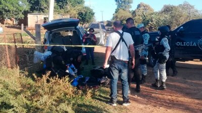 Los elementos de seguridad lograron asegurar una camioneta abandonada