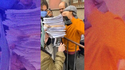 A Palacio Nacional llegaron decenas de militantes de Morena