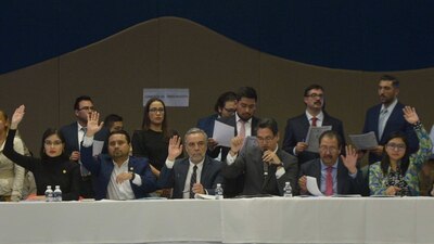 Los legisladores llevan una semana de retraso en la aprobación del documento
