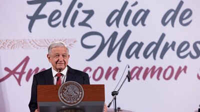 AMLO mandó un abrazo fraterno a todas las mamás