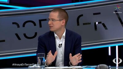 Anaya presumió la plataforma que la coalición que encabeza presentó ante el INE