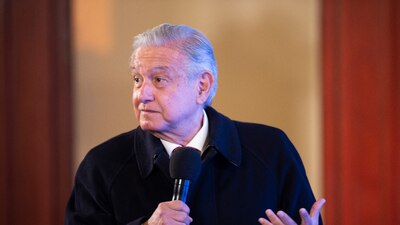 El mandatario fue cuestionado sobre la resolución de la Corte y su decreto