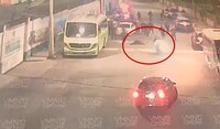 VIDEO: Biker intenta esquivar retén, atropella a policía y lo mata