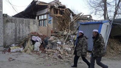 Tan sólo en la provincia de Gansú, casi 15 mil casas colapsaron