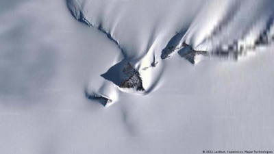 Este accidente natural se conoce como "nunatak"