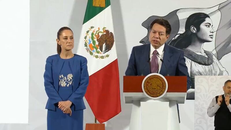 El plan de Sheinbaum para reconvertir escuelas secundarias en preparatorias