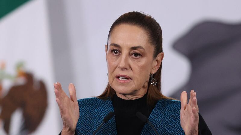 ¿Cómo evitará Sheinbaum que guerra en Medio Oriente afecte al precio de la gasolina en México?