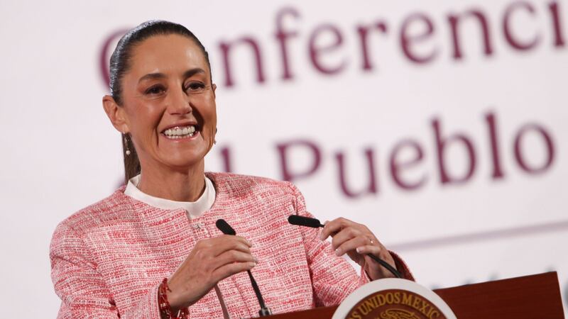 “Son más ricos los camarones de Sinaloa”: Sheinbaum minimiza aranceles de Ecuador