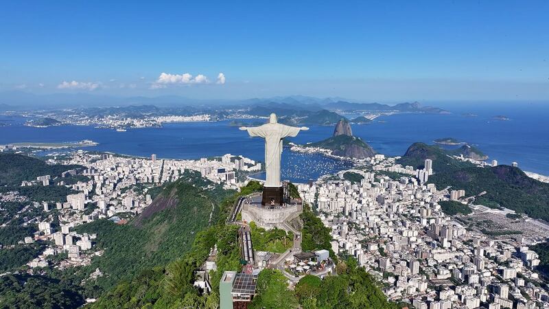 Turista muere tras subir el Cristo Redentor en Brasil