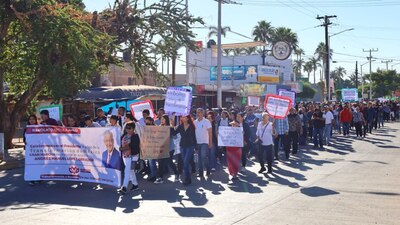 El presidente convocó a la marcha y respondieron en varios puntos
