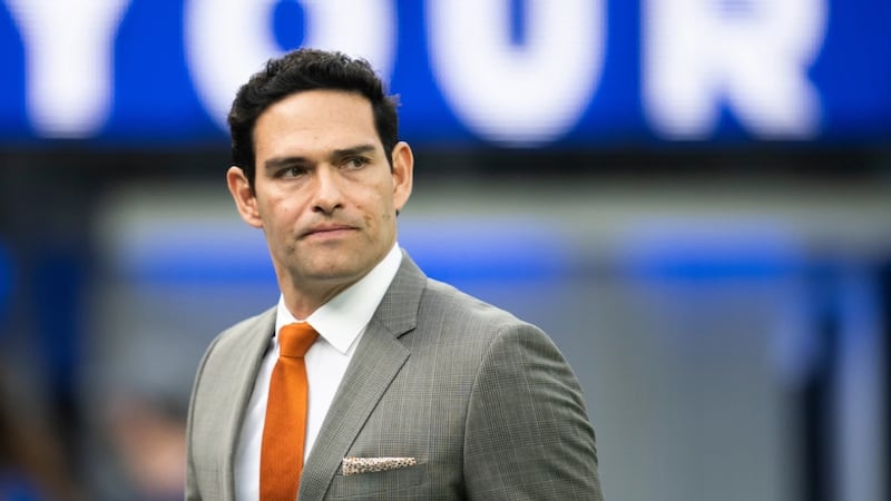 Apuñalan a Mark Sanchez, exquarterback de la NFL; se encuentra estable