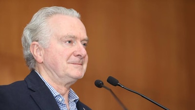 Pese a lo dicho por el panista, este martes se registró Omar Ortega como precandidato del PRD a la gubernatura del Estado de México.