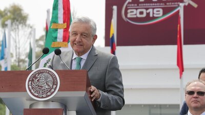 Andrés Manuel López Obrador inauguró la Feria Aeroespacial en Santa Lucía, sede del próximo aeropuerto