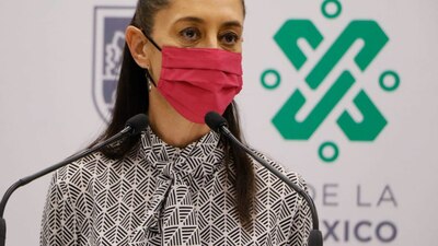 La jefa de Gobierno dijo que espiaban su correo electrónico y su teléfono