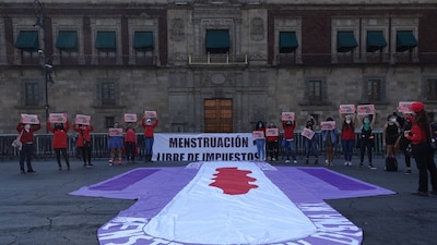 La medida aprobada en el Paquete Económico 2022 busca la disminución de costos en productos de higiene menstrual